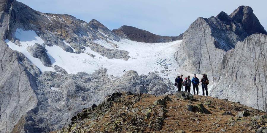 Les glaciers des Pyrénées face au réchauffement du climat