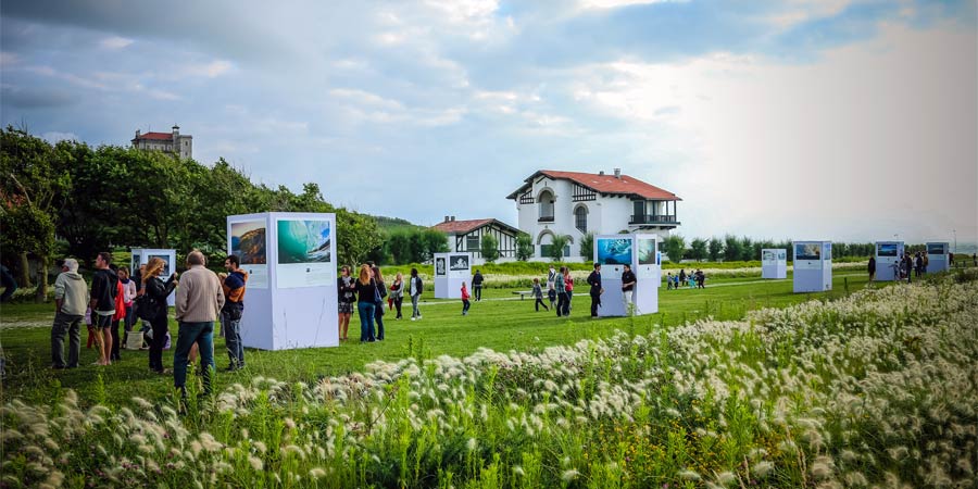 Exposition photos dans les jardins de la Cité de l'Océan