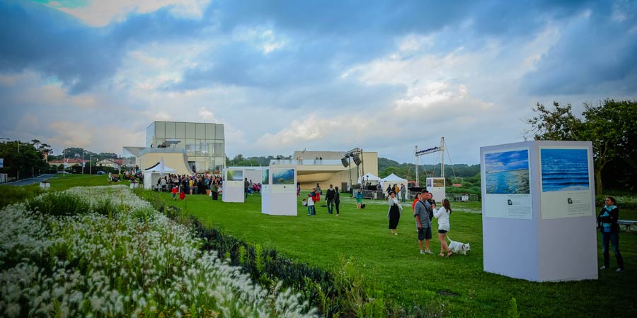 Exposition photos en plein air “Le surf au fil du temps”