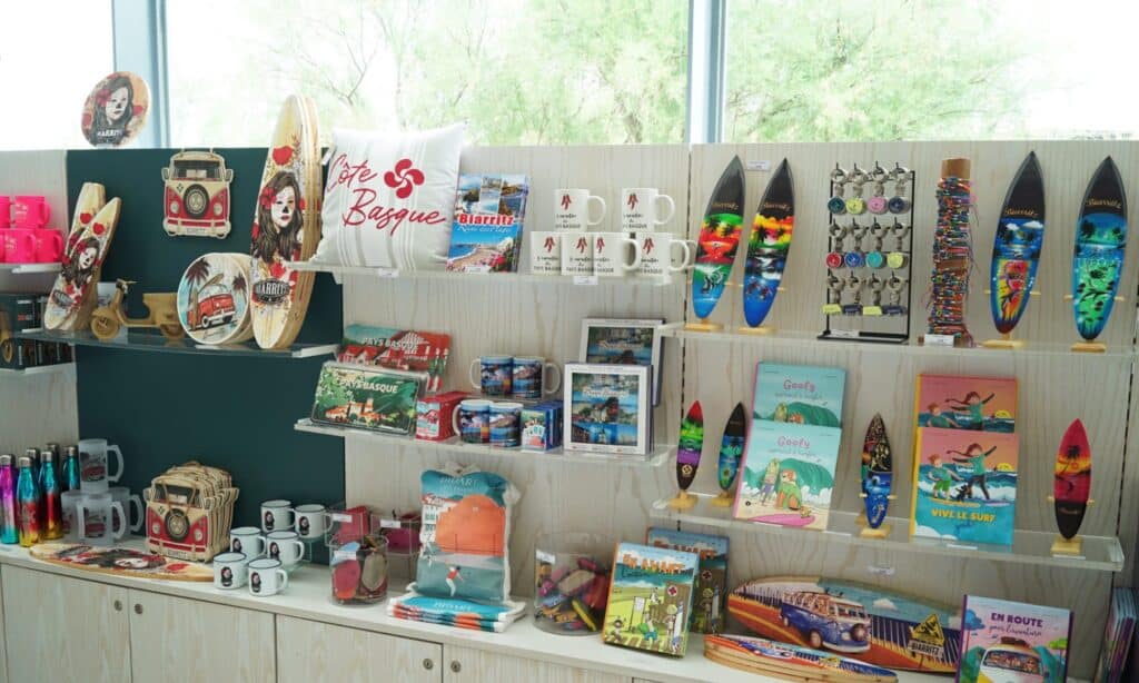 boutique8-cité-de-l-ocean-delphinepernaud